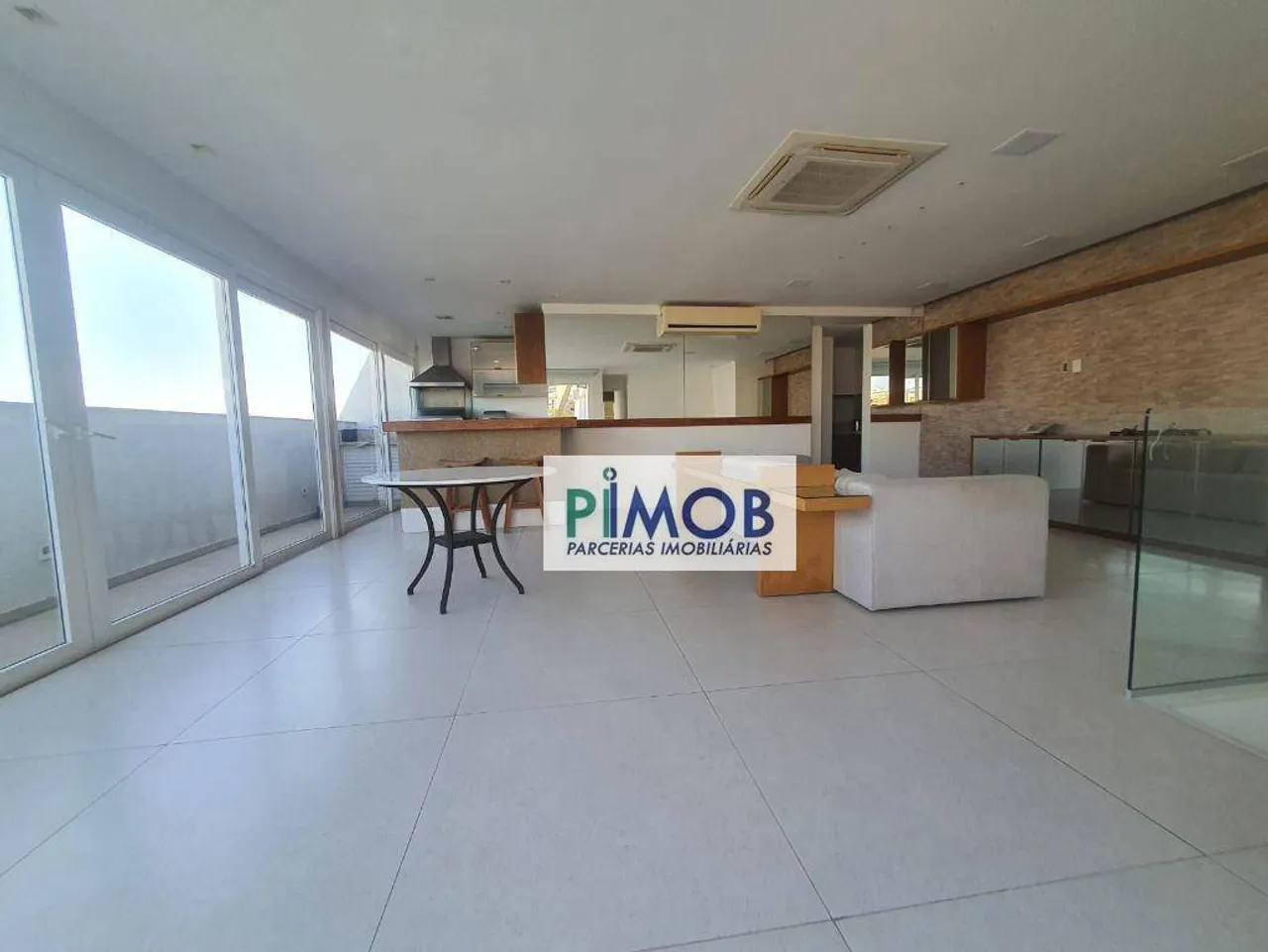 Unfurnished penthouse with 4 bedrooms and floor-to-ceiling windows — photo 5