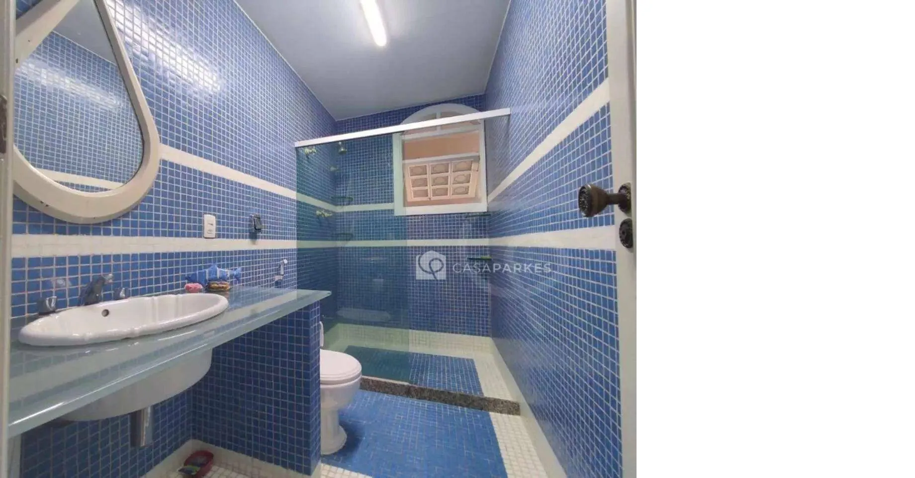 Casa mobiliada de 4 quartos e 5 banheiros com cozinha fechada — photo 23