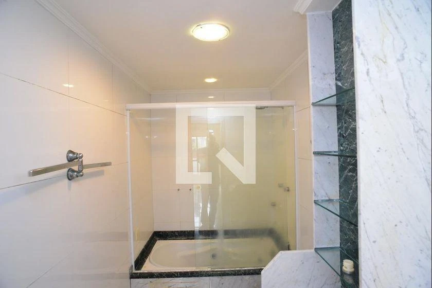 Unfurnished apartment with 2 en-suite bedrooms — photo 40
