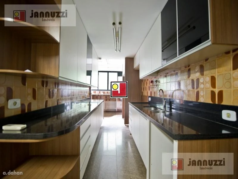 Water view in a 4-bedroom apartment, 319 m² — photo 25