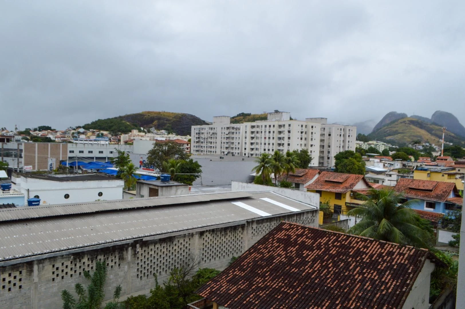 Mountain view in a 2-bedroom apartment, 52 m² — photo 19