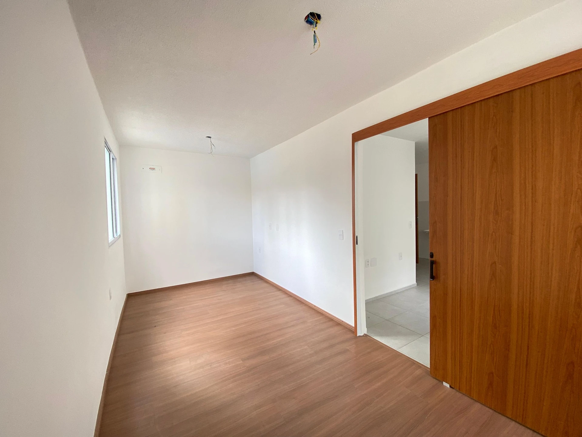 One-bedroom apartment with a grill on the balcony — photo 45