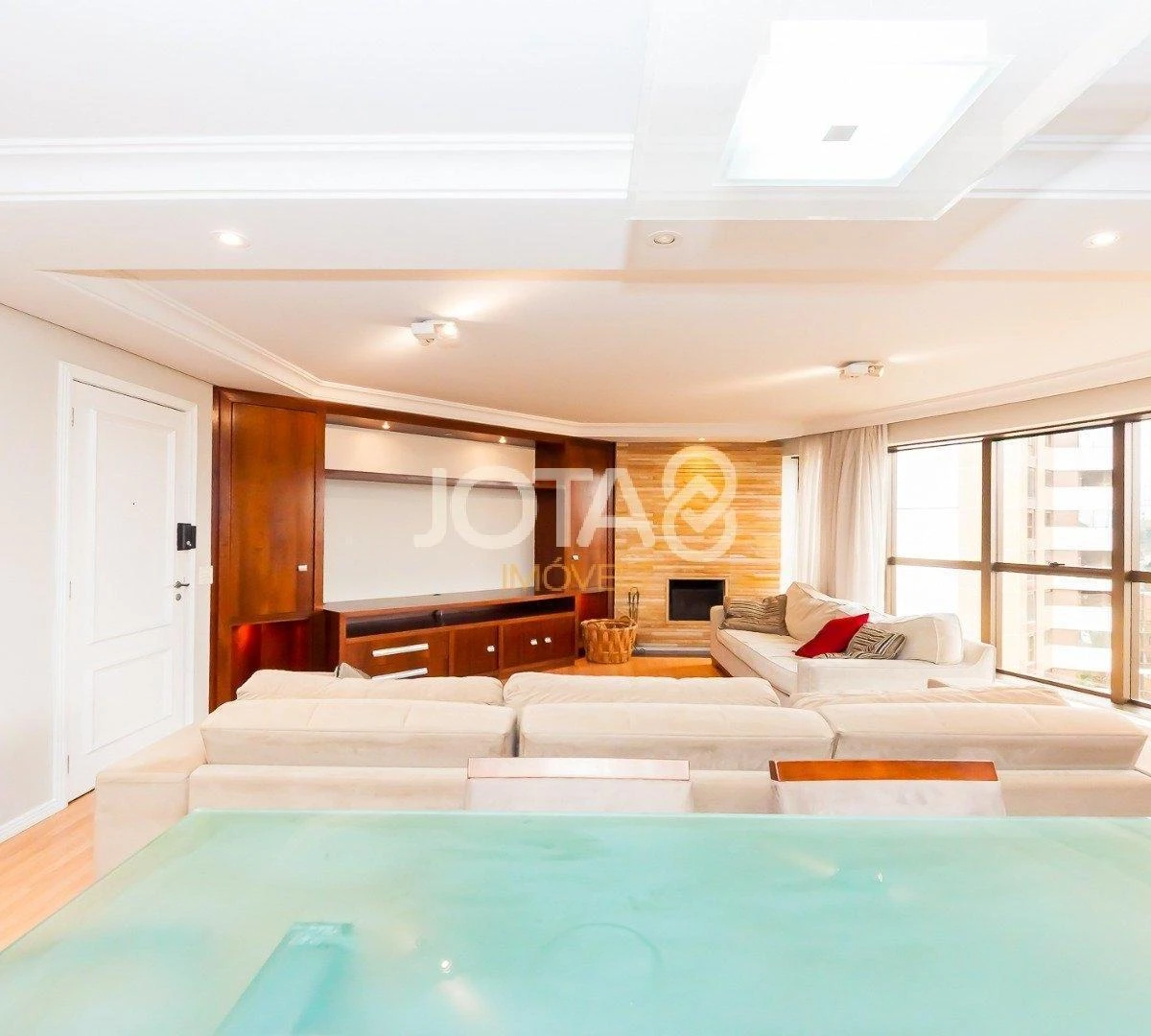 Apartment with 3 bedrooms, 1 en-suite and balcony — photo 18