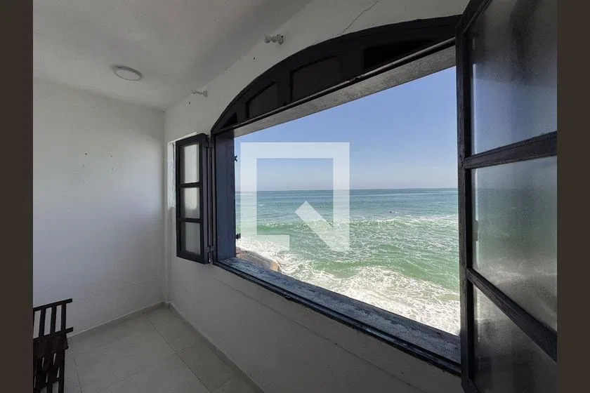 Apartment, 27 m², with a water view — photo 6