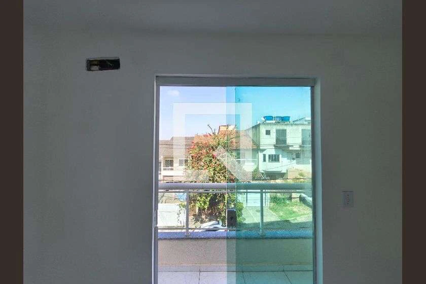 Apartamento de 1 dormitorio con balcón y vistas a las montañas — photo 26