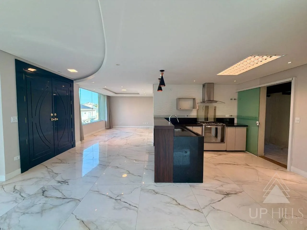 Casa com 3 suítes e cozinha aberta com fogão a gás — photo 2