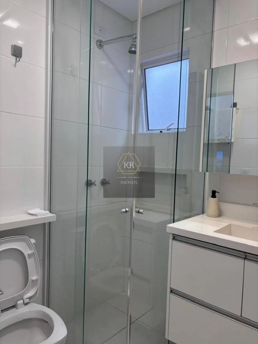 Glass-enclosed balcony in a 2-bedroom apartment, 60 m² — photo 20