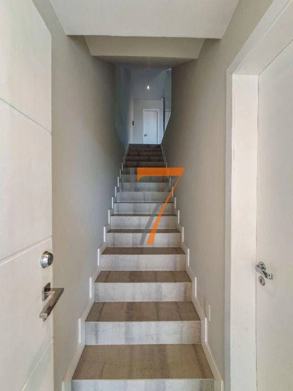 Modern 4-suite house with 2 parking spaces — photo 5