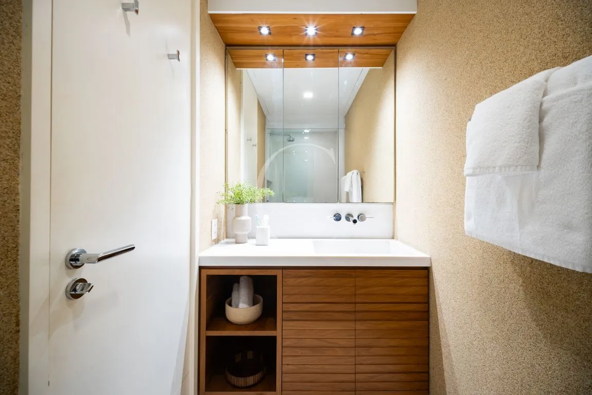 Apartamento com 3 quartos e cozinha fechada — photo 23