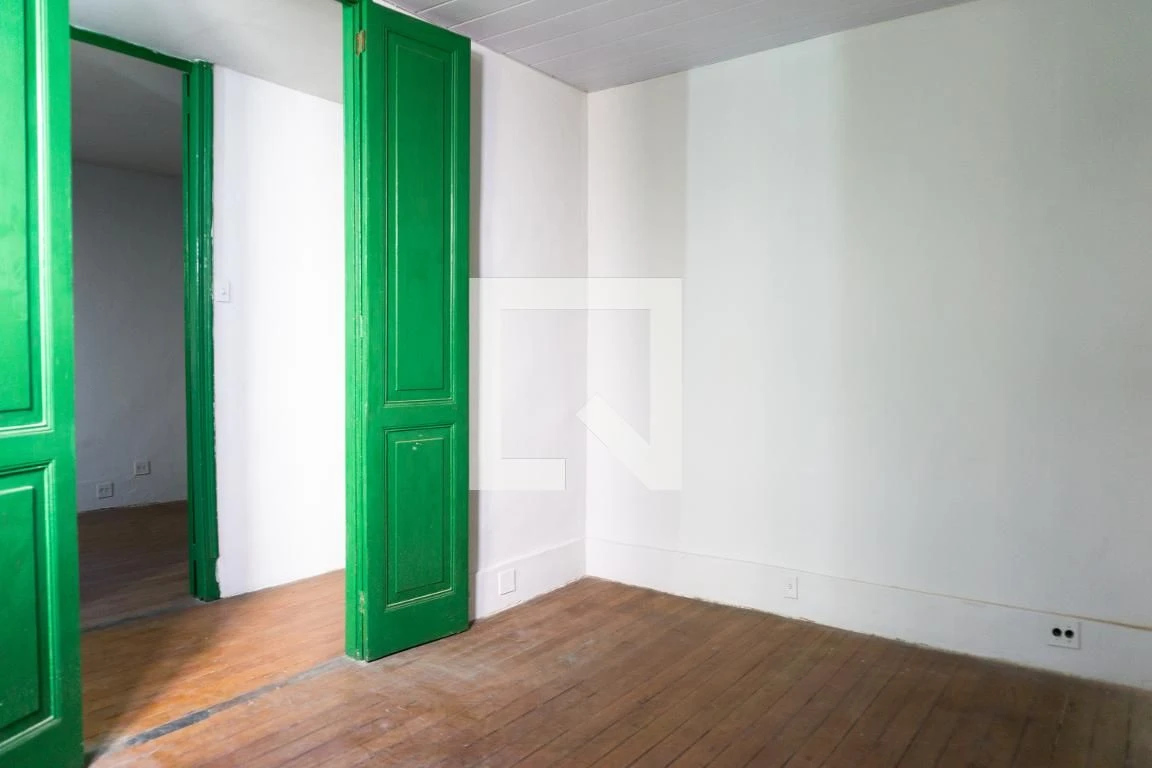 Rental house with 5 bedrooms and a closed kitchen room — photo 59