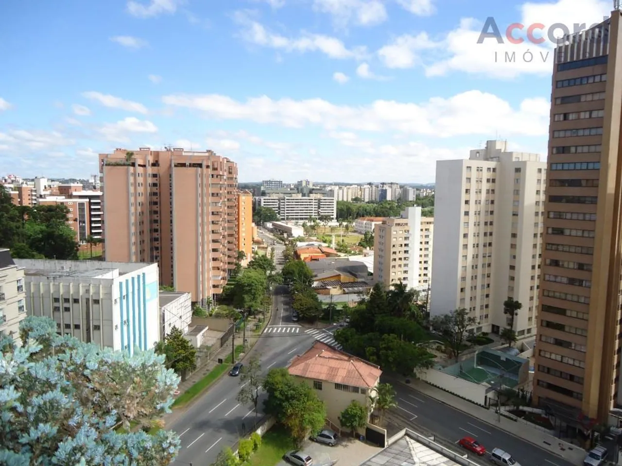 Top-floor apartment with 2 bedrooms and 4 bathrooms, 224 m² — photo 15