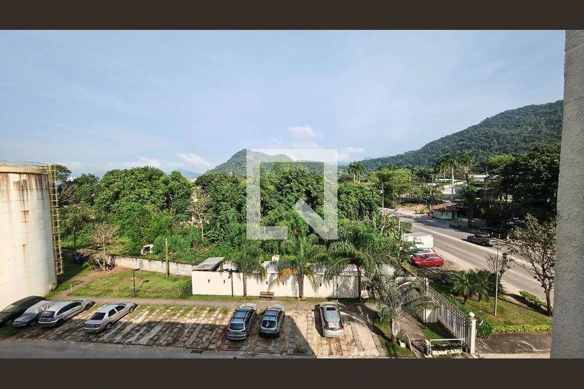 Mountain view in a 3-bedroom apartment, 60 m² — photo 8