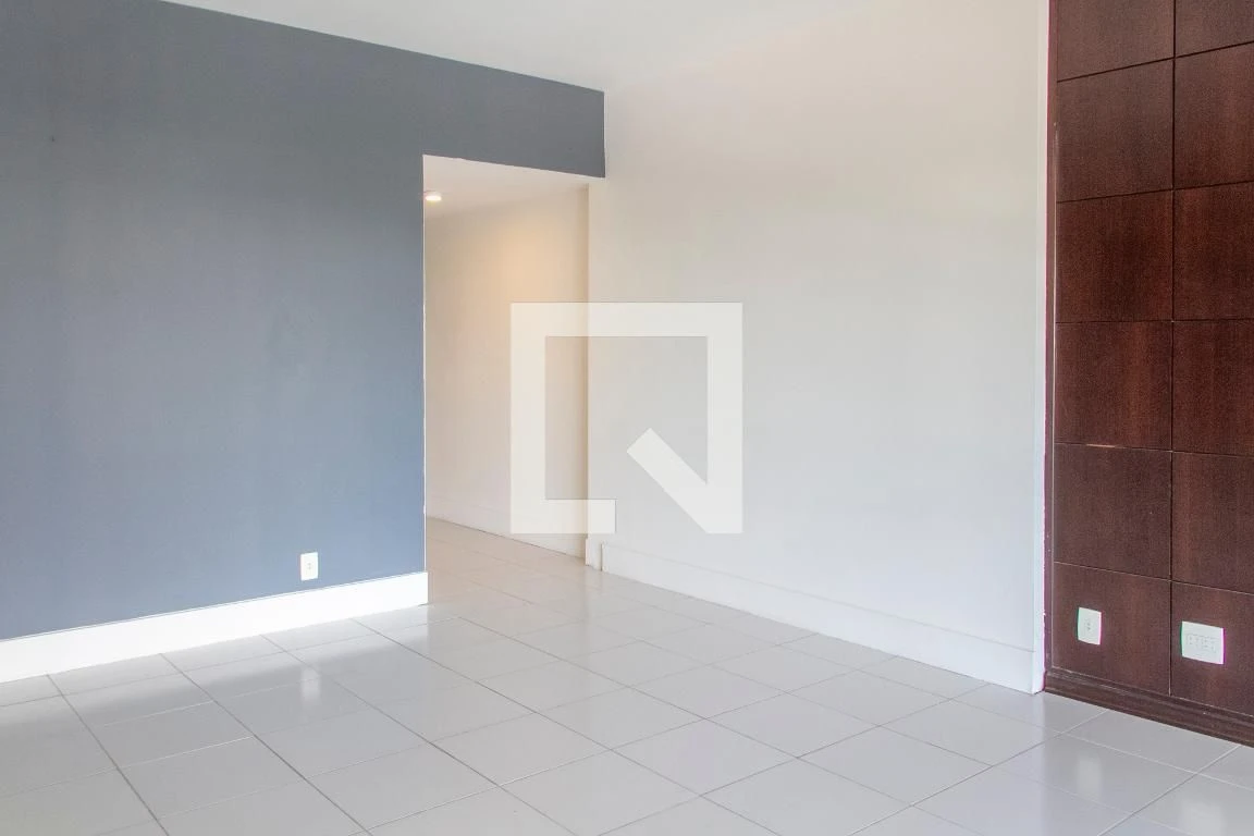 Apartamento con 2 dormitorios en suite y 1 plaza de parking — photo 28