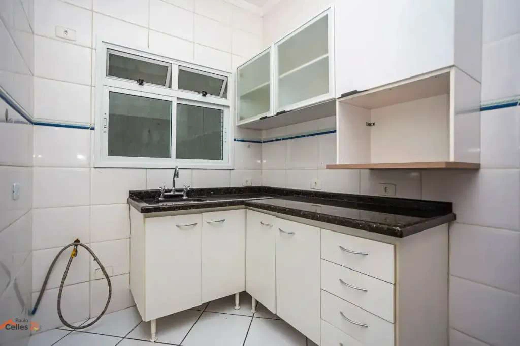 Departamento en planta baja de 70 m² con cocina cerrada — photo 2