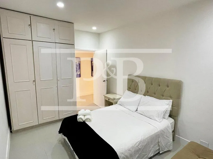 Furnished 4-bedroom apartment with open-plan kitchen — photo 19