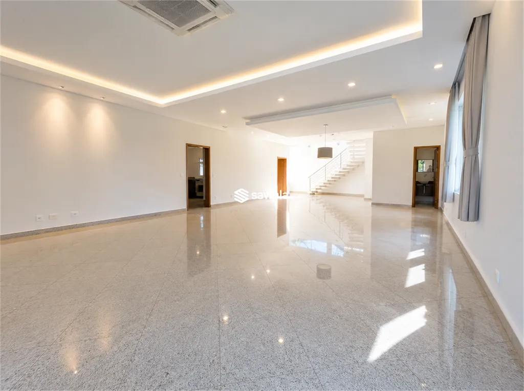 House with 5 bedrooms and a gas open-plan kitchen — photo 21