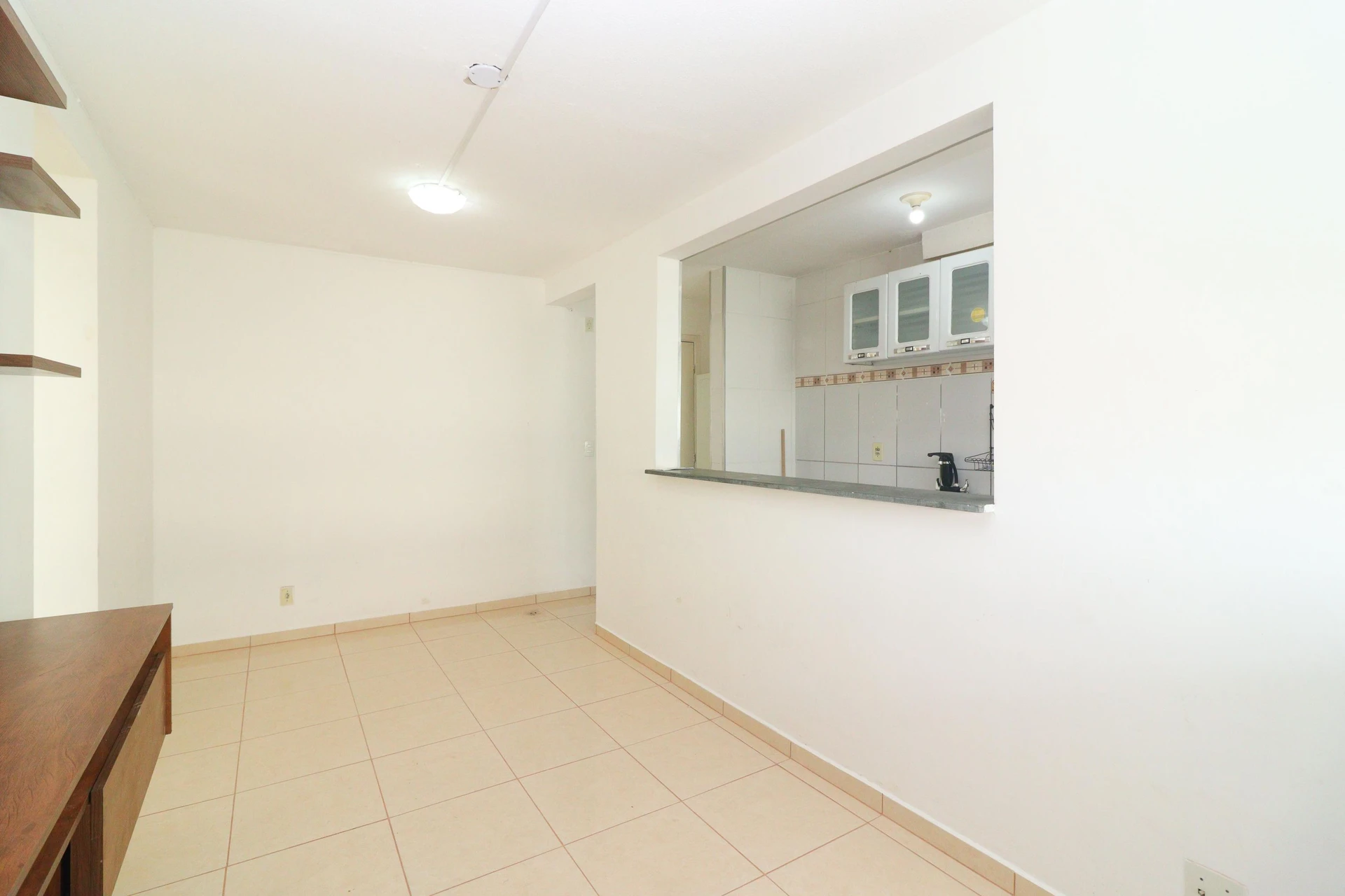 2-bedroom apartment in a building with a gym — photo 32