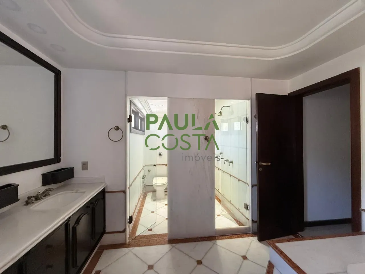 Furnished house with 5 bedrooms and 756 m² plus 4 parking — photo 39