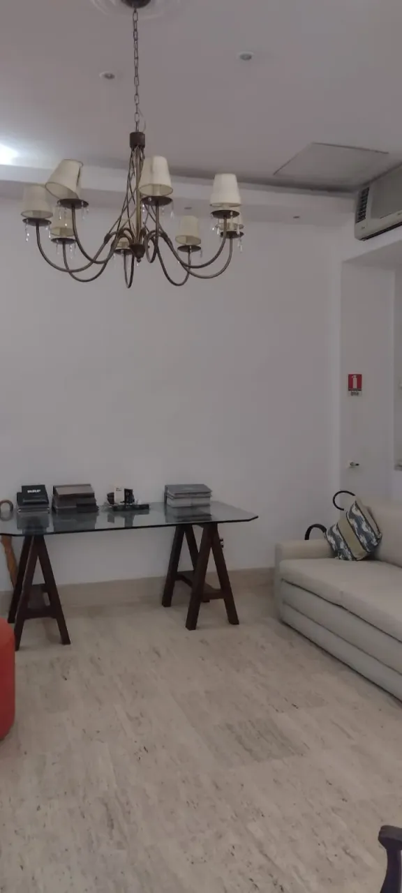 Будинок 421 м² з 3 спальнями, кондиціонером і садом — photo 2