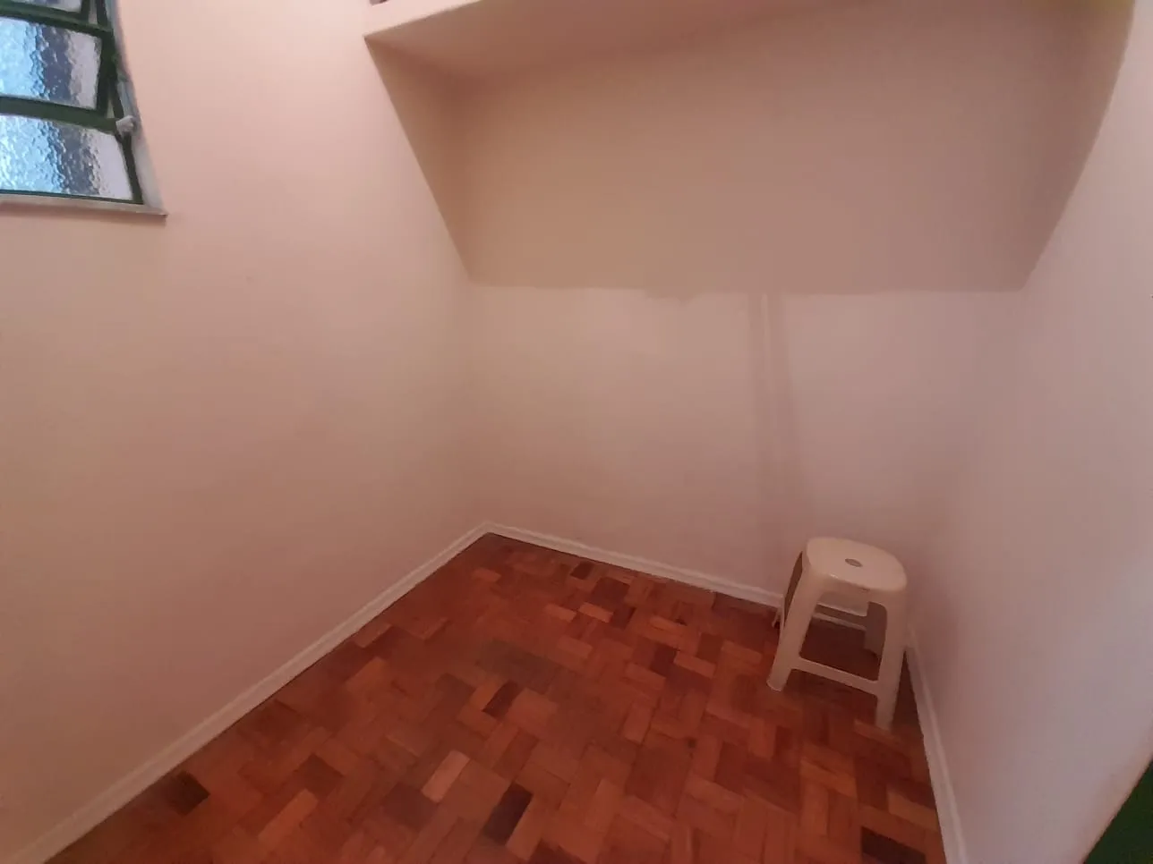Apartment, 66 m², with wood or laminate floors — photo 9