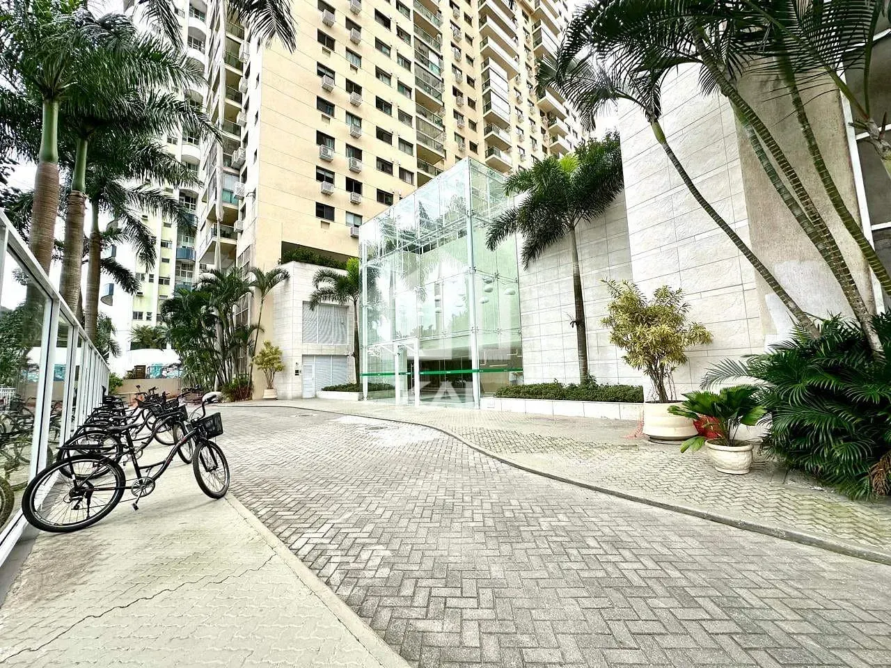 Mountain view in a 2-bedroom apartment, 68 m² — photo 15