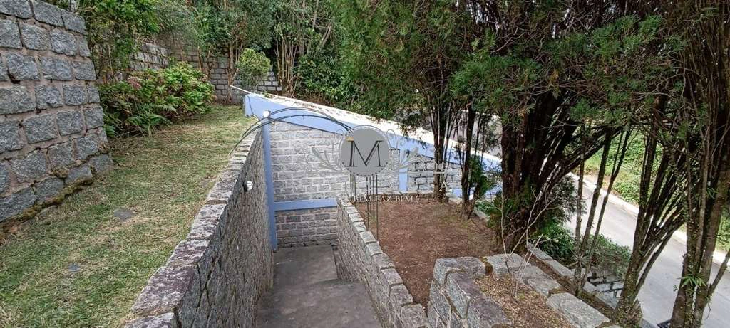 Casa con 3 dormitorios, una suite y jardín con 2 plazas — photo 5