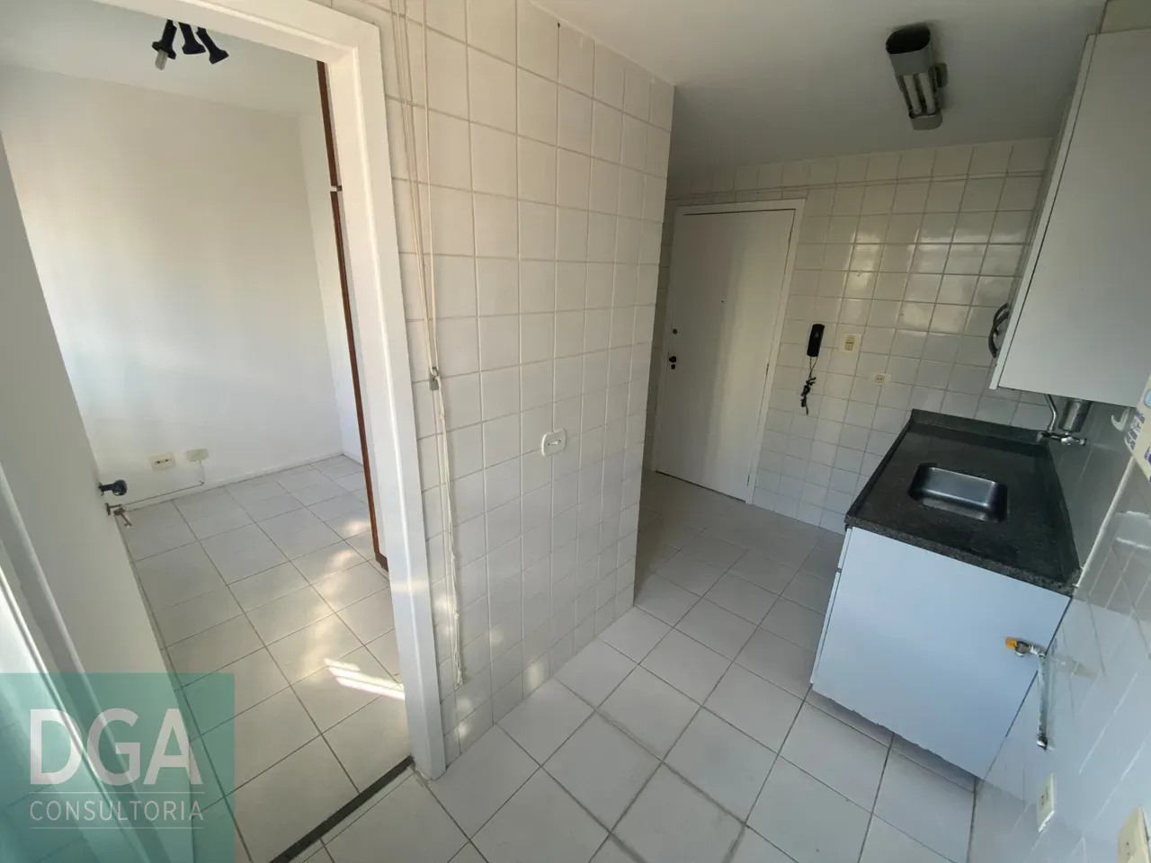 2-bedroom apartment with balcony, 3 bathrooms and parking — photo 28