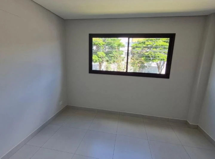 Квартира на першому поверсі без паркомісця, 1 кімн 32 м² — photo 6