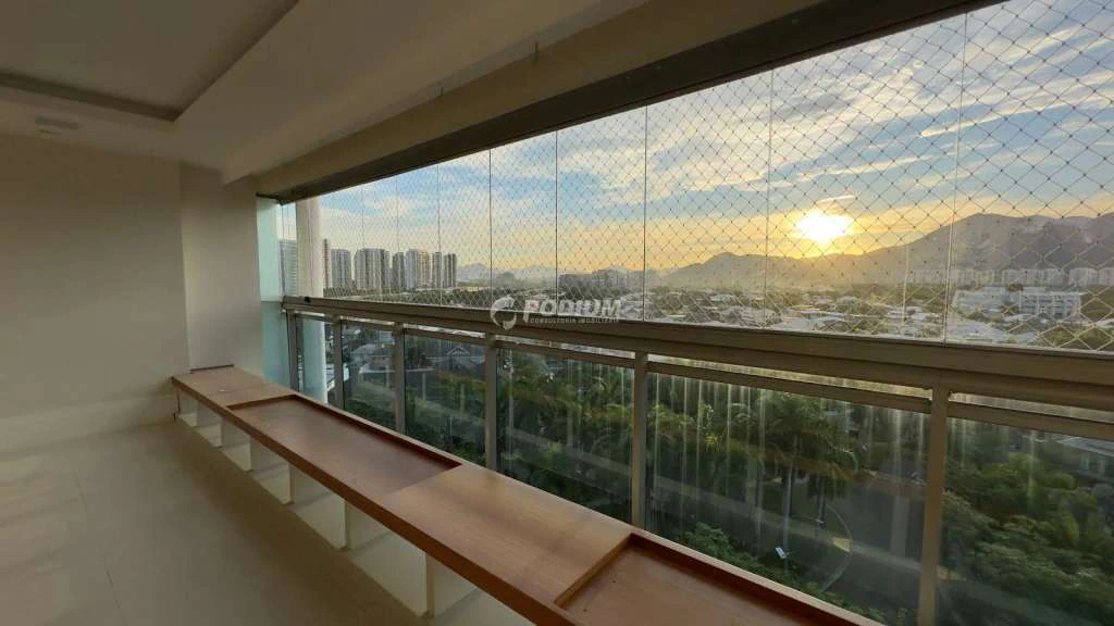 Apartment with 4 en-suite bedrooms and 260 m² plus balcony — photo 12