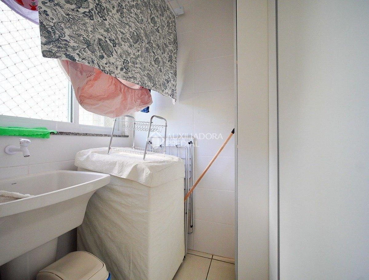 Furnished apartment, 65 m², with a washing machine — photo 13