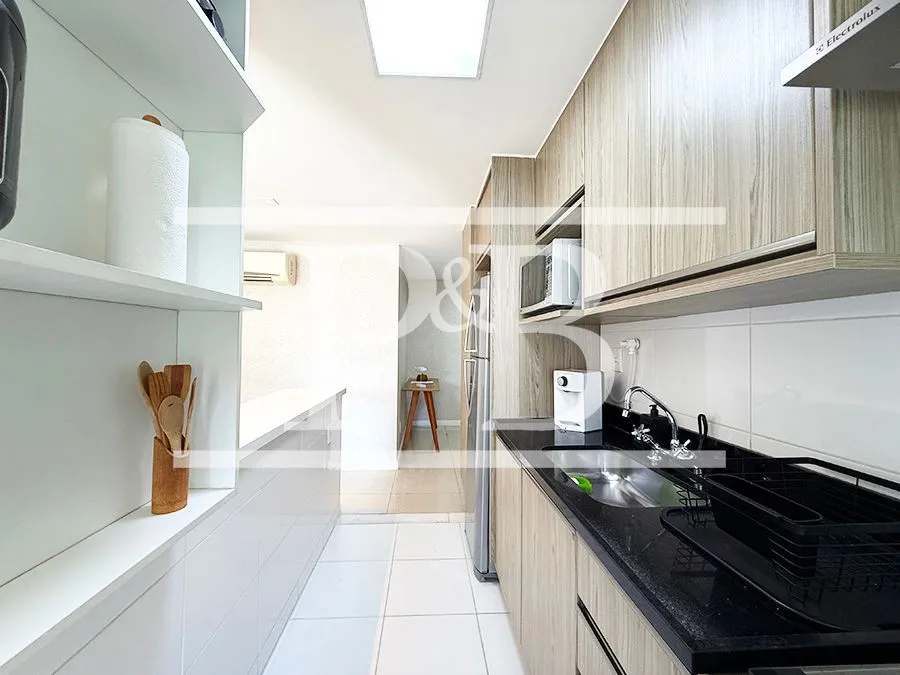 Furnished 2-bedroom apartment with 90 m² and parking — photo 18