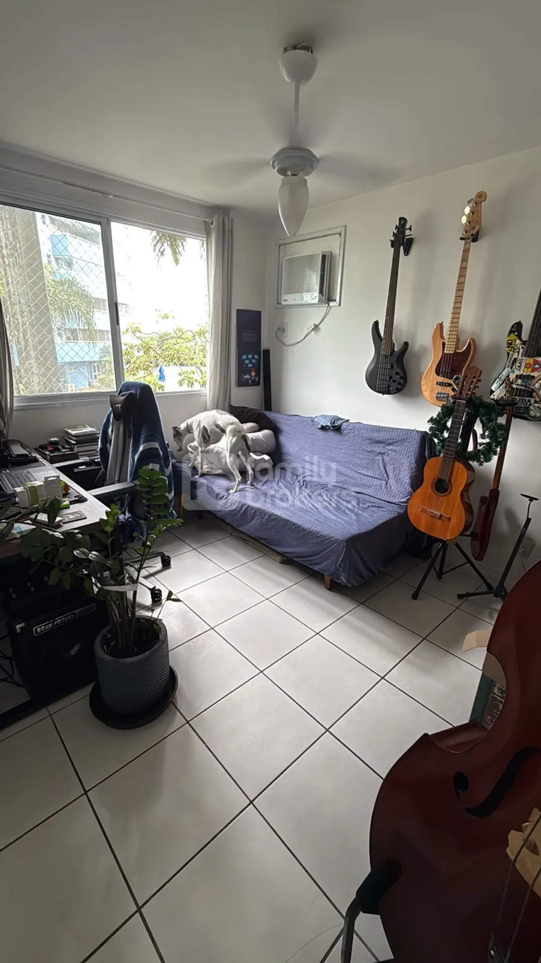 3-bedroom apartment with a home office — photo 2