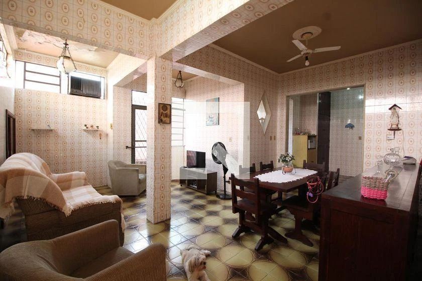 255 m² house with 3 bedrooms and a private garden — photo 35