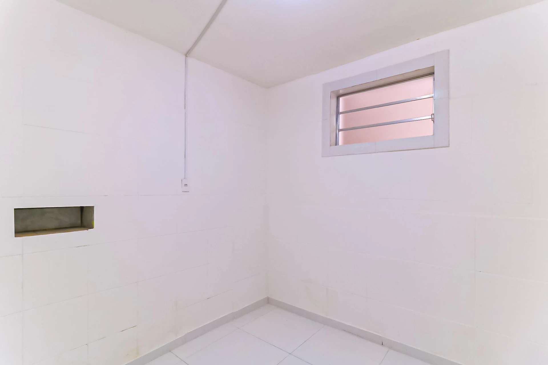 2-bedroom apartment with a gas stove — photo 33