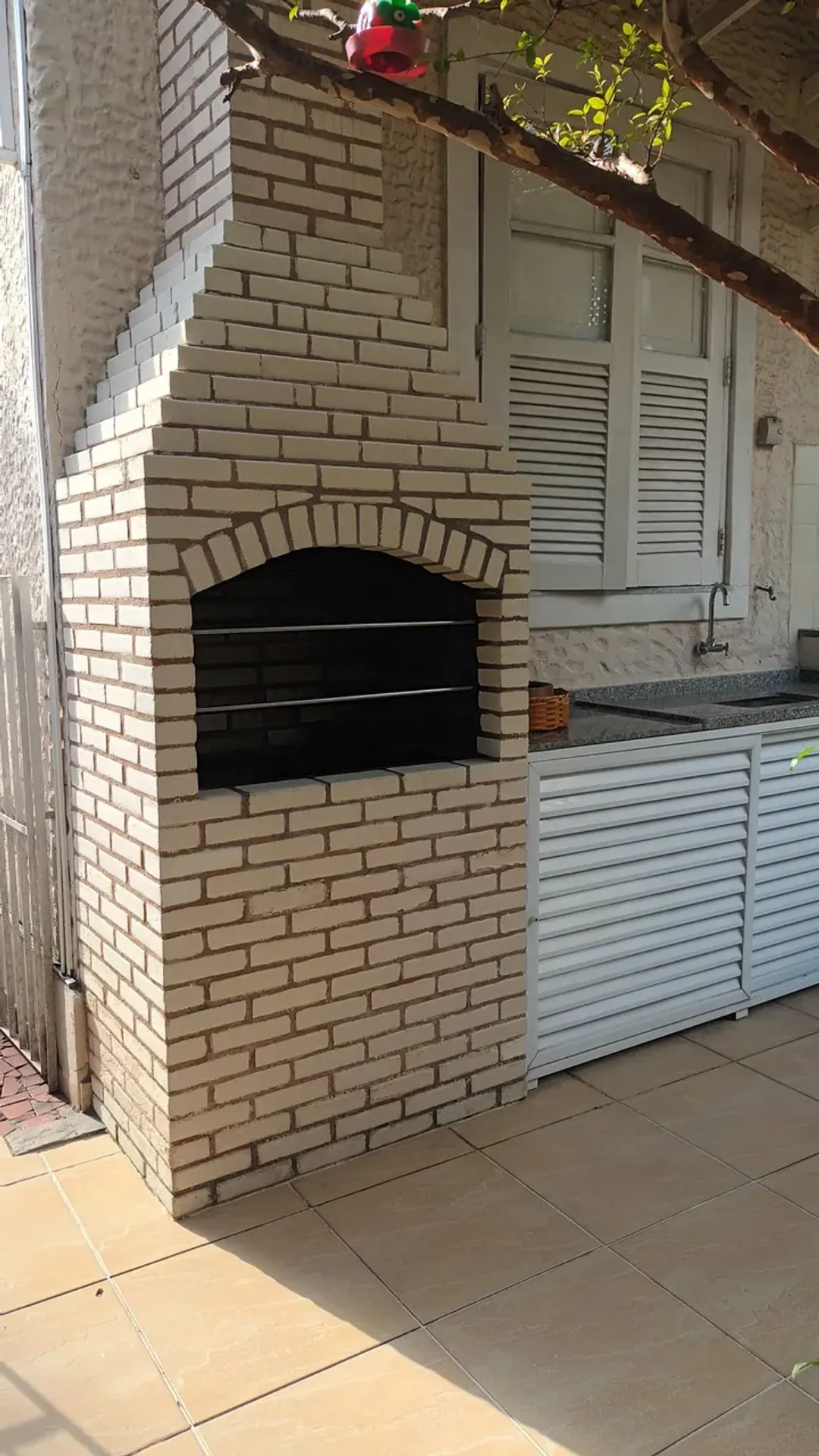 Unfurnished house with 5 bedrooms and balcony grill — photo 10