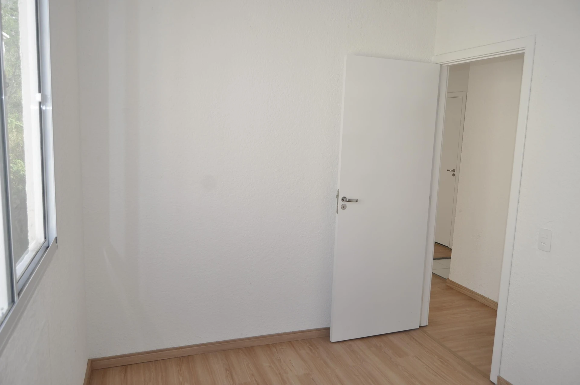 Apartment with 2 bedrooms, balcony and private garden — photo 22