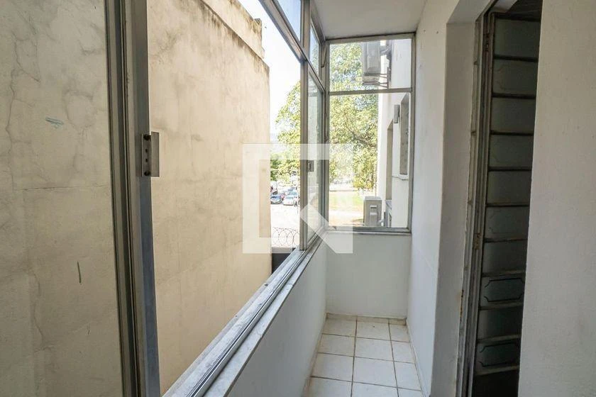 3-bedroom rental apartment with 120 m² and balcony — photo 45