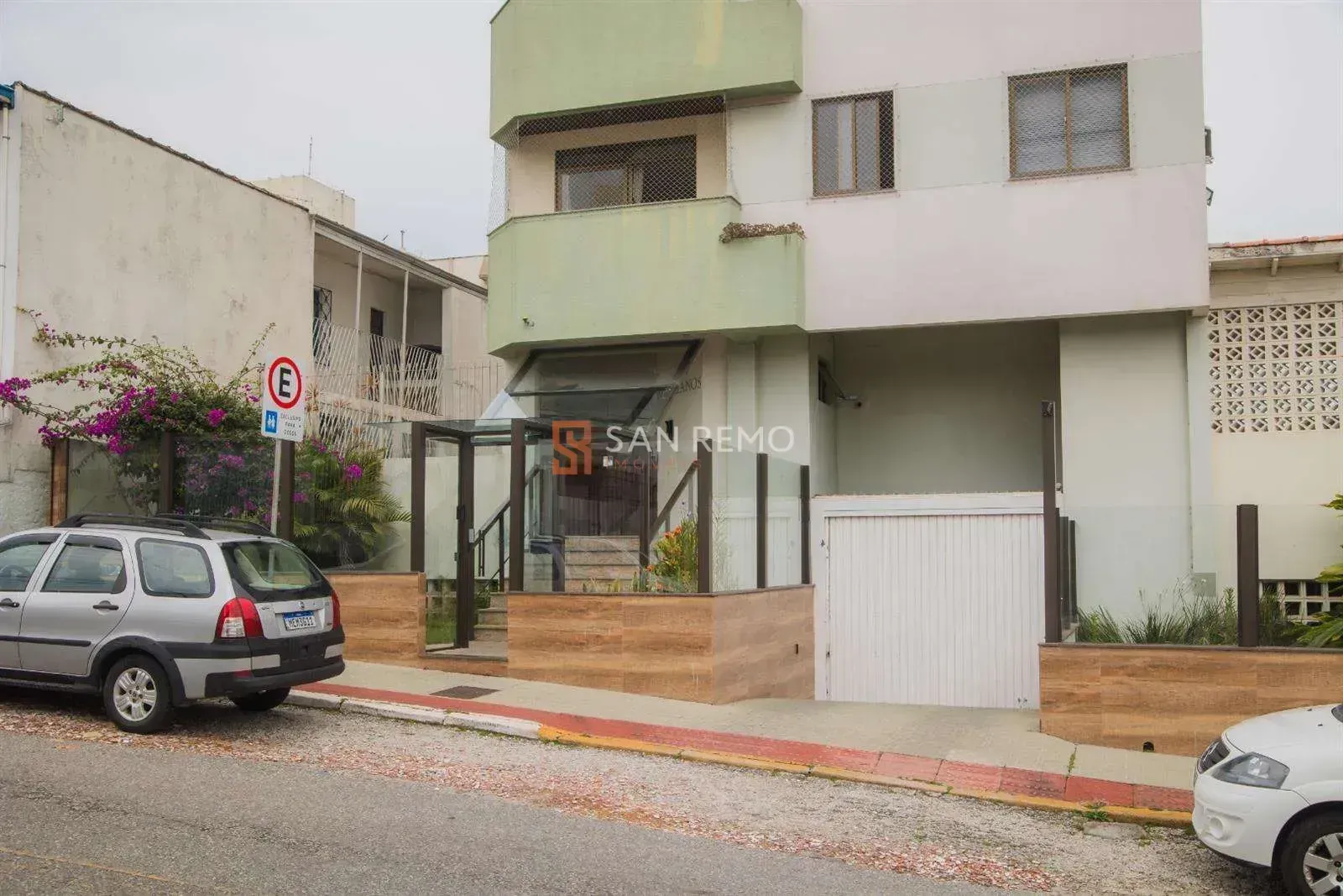 Apartamento mobiliado com 4 quartos e 230 m² — photo 63
