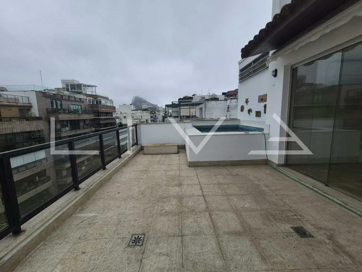 Furnished apartment, 167 m², with a bathtub — photo 5