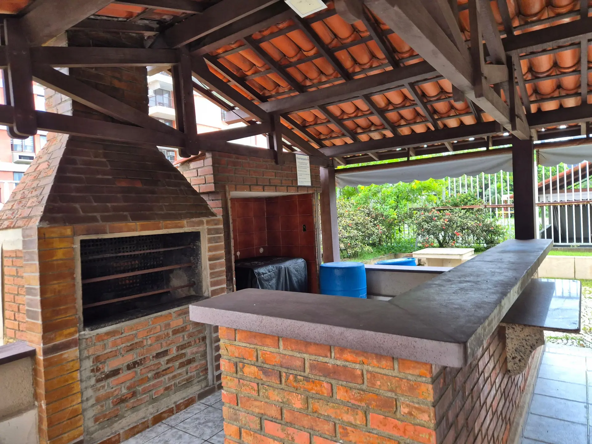 2-bedroom apartment in a building with a sauna — photo 31