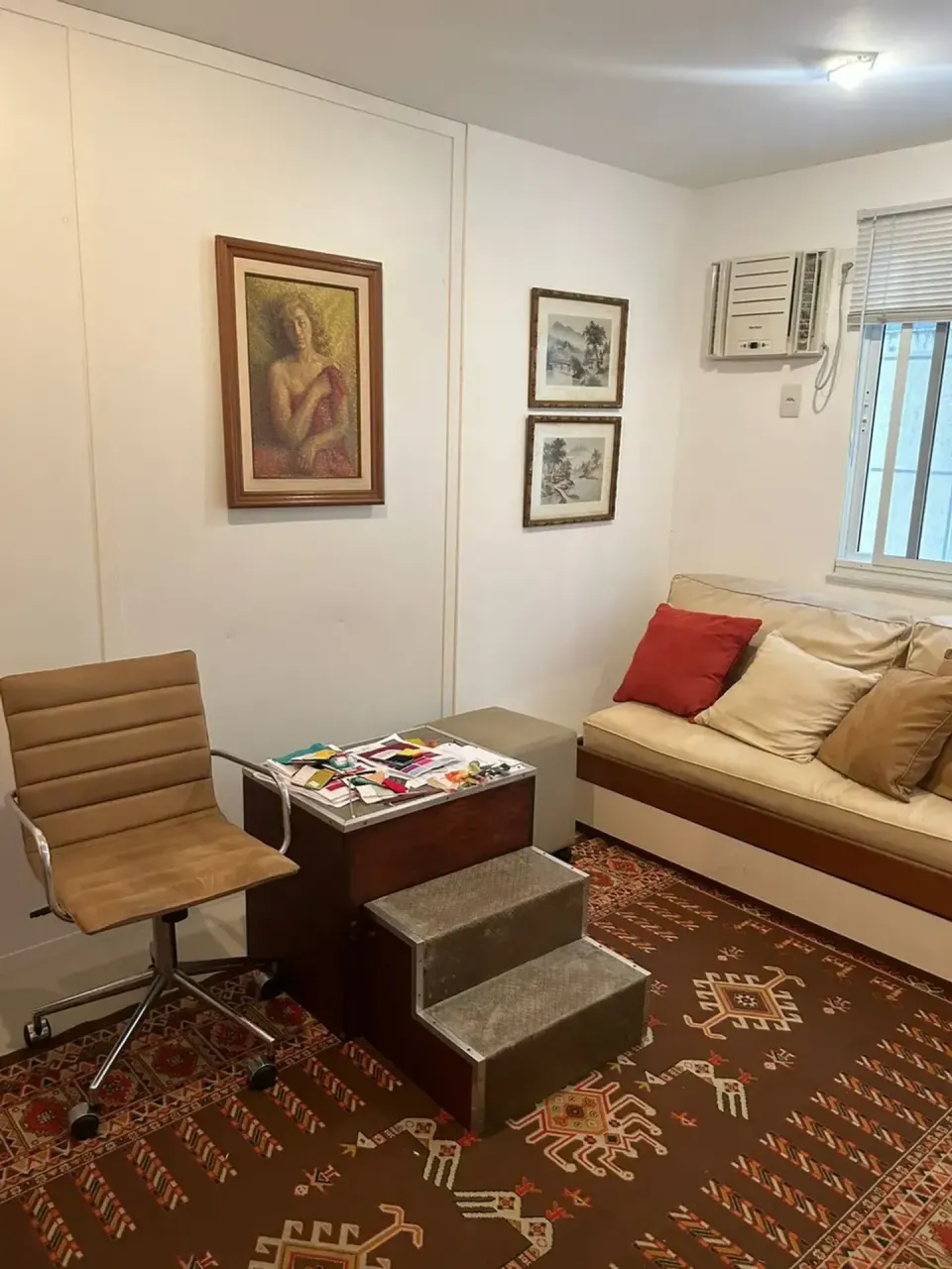 House with 5 bedrooms and 5 bathrooms — photo 19