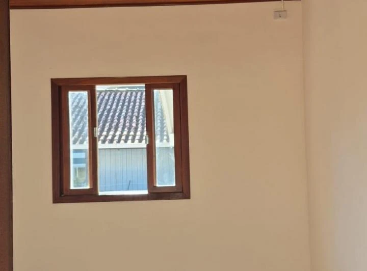 House with 3 bedrooms and an en-suite — photo 8