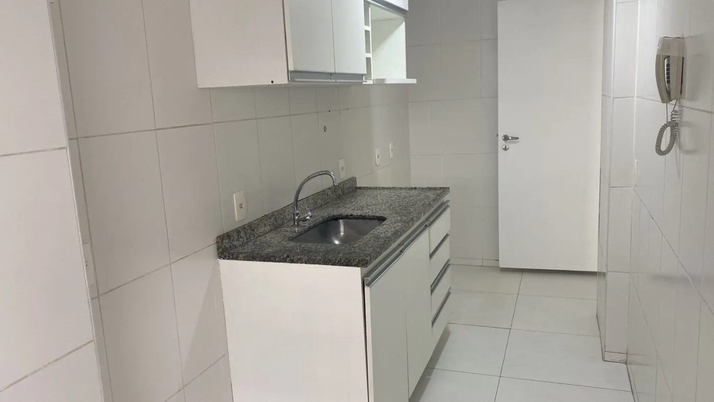 Apartamento con 3 dormitorios y cocina a gas — photo 21