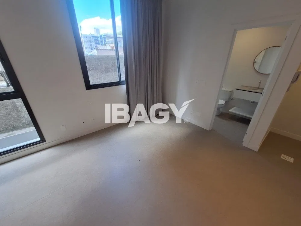 Unfurnished 1-bedroom studio, 59 m² with 2 parking spots — photo 4