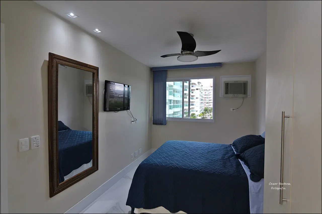 2-bedroom apartment with enclosed balcony and 2 baths — photo 8