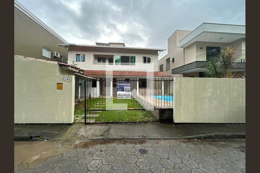 2-bedroom house with a washing machine in Florianópolis — photo 20