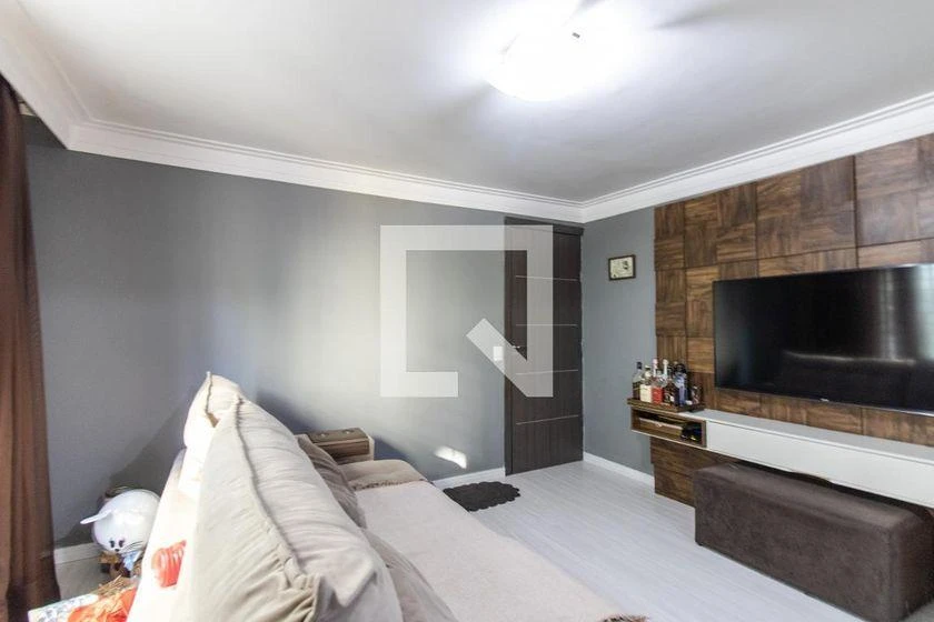 Furnished 2-bedroom apartment with private BBQ — photo 3