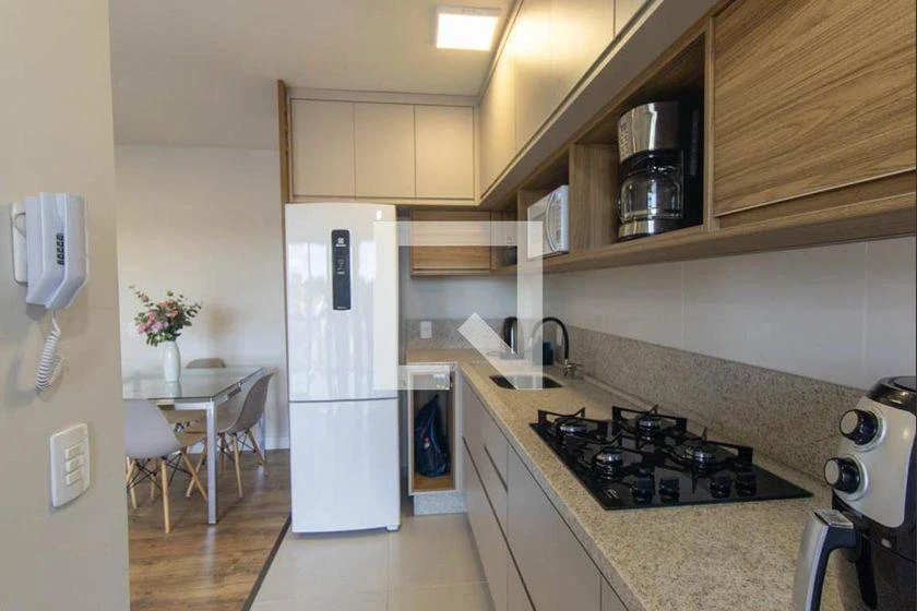 Balcony with a grill in a 2-bedroom apartment, 54 m² — photo 12