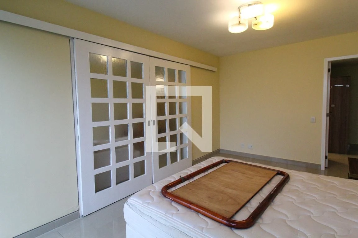 One-bedroom apartment with a water view in Rio de Janeiro — photo 24