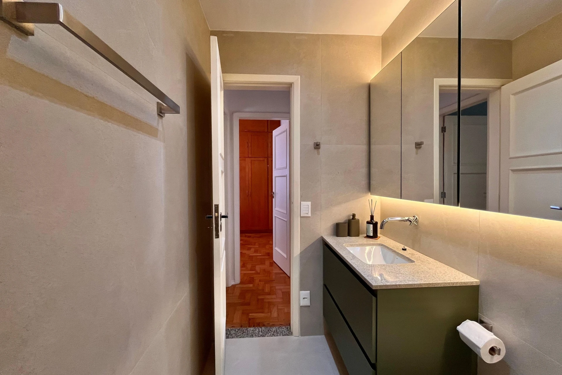 Apartamento mobiliado de 3 quartos com espaço de home office — photo 27
